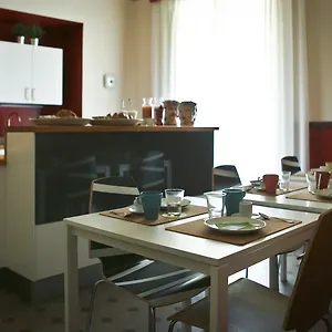 Liccu Nocleg ze śniadaniem Katania