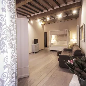 https://bb-il-senesino.it-tuscanyhotel.com